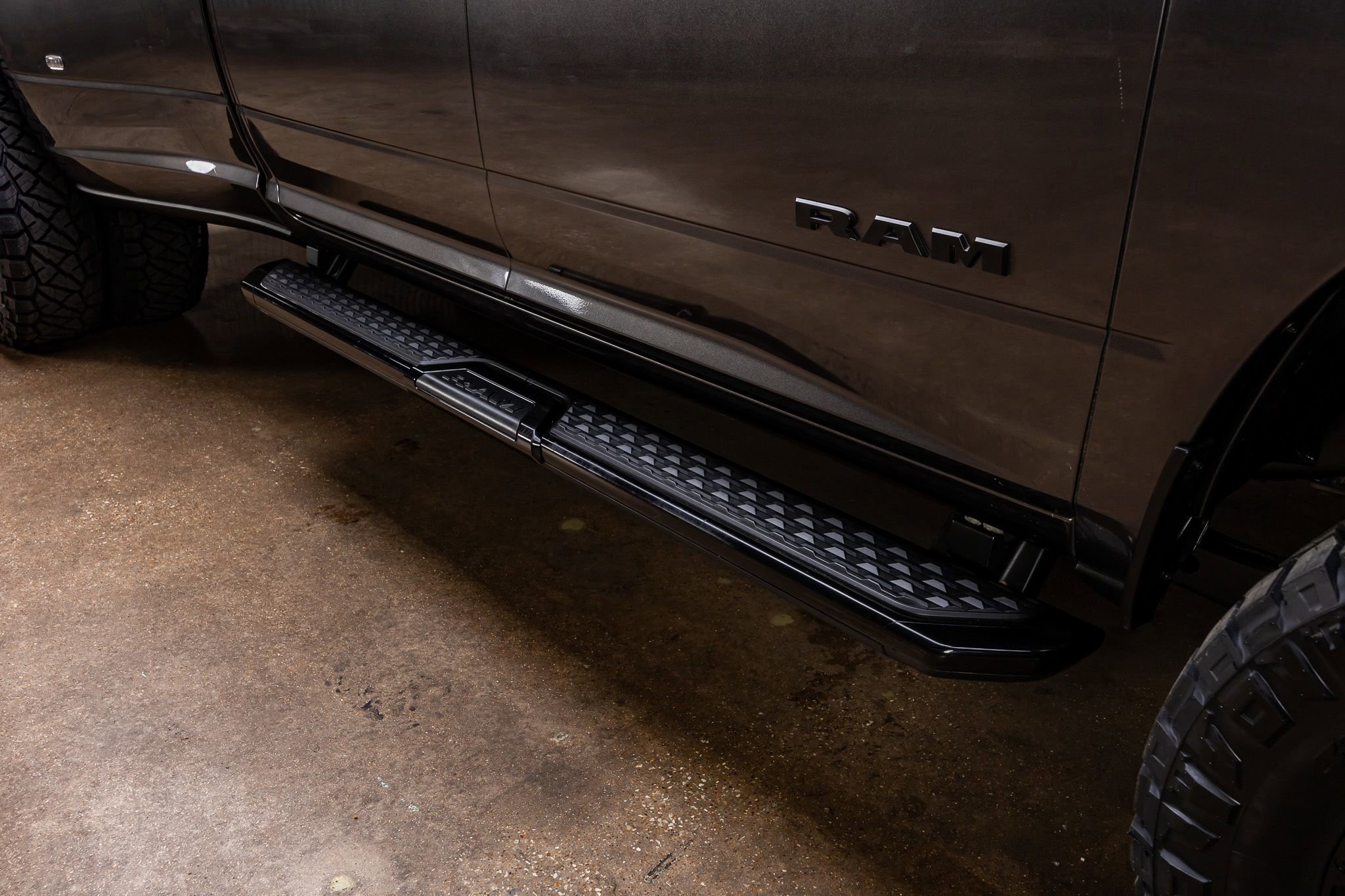 Used 2025 RAM 3500 Big Horn AWD/4WD image 13