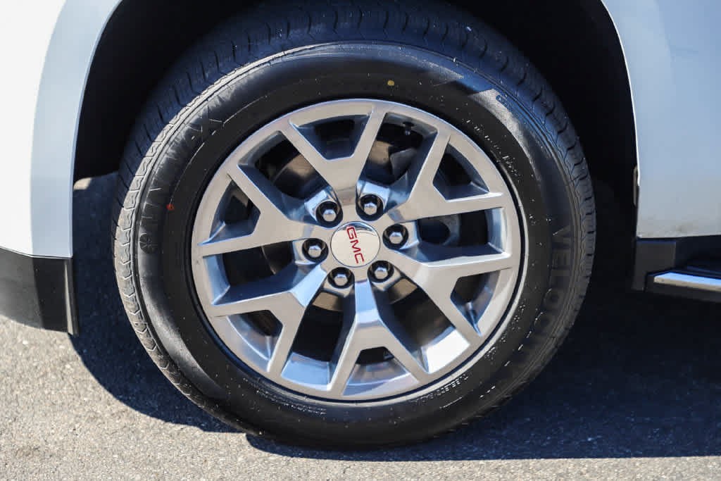 Used 2018 GMC Yukon XL SLT w/ Open Road Package RWD image 10
