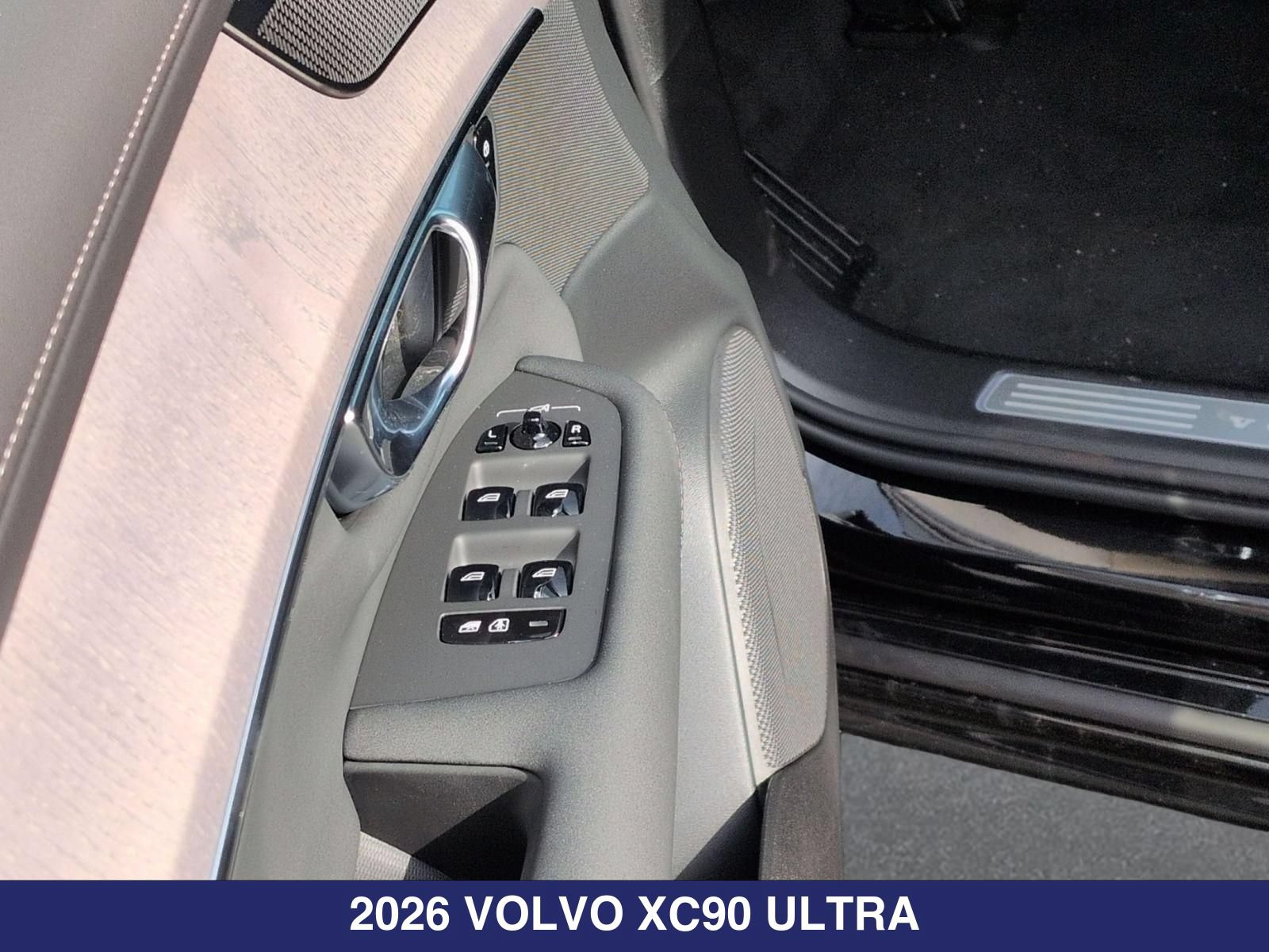 New 2026 Volvo XC90 B6 Ultra w/ Protection Package Premier AWD/4WD image 9