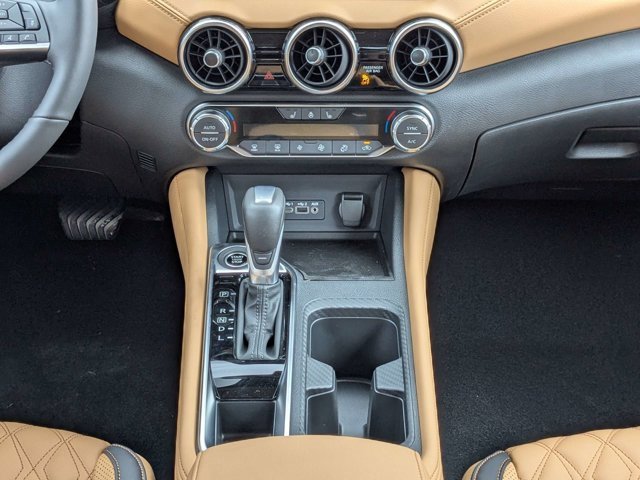 New 2025 Nissan Sentra SV w/ SV Premium Package image 18