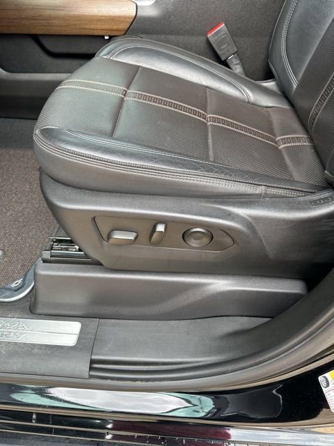 Used 2024 Chevrolet Silverado 2500 High Country w/ High Country Premium Package AWD/4WD image 44