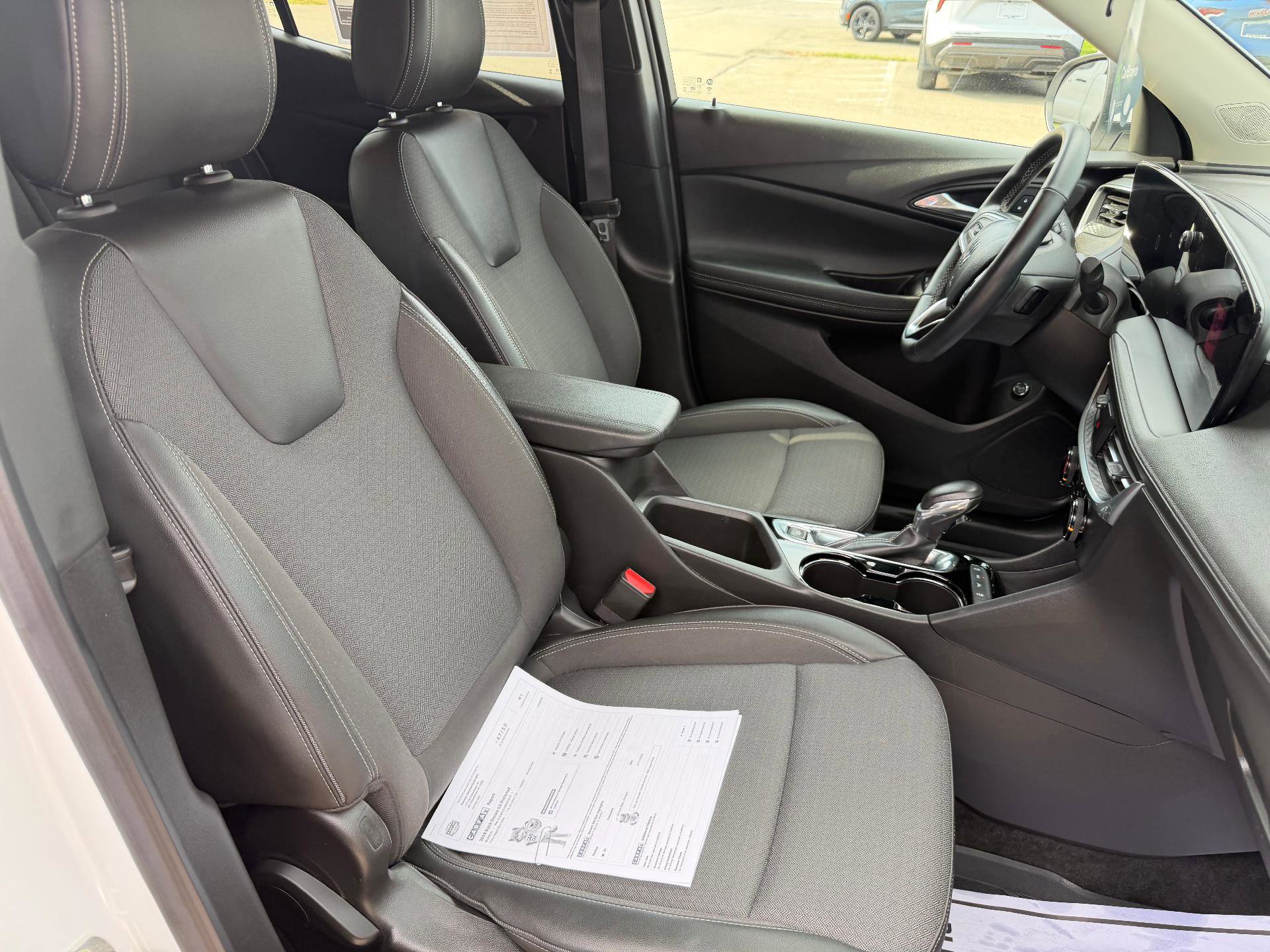 Certified 2024 Buick Encore GX Preferred w/ Comfort Package image 38