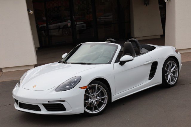 Used 2019 Porsche 718 Boxster image 4