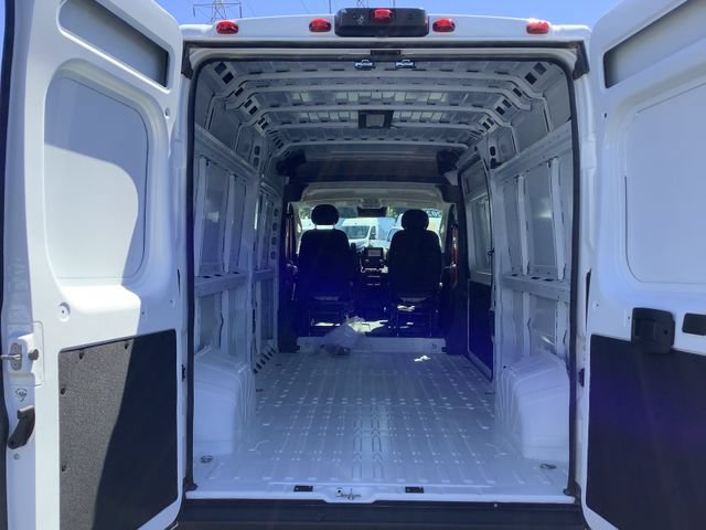 Used 2025 RAM ProMaster 2500 w/ Convenience Group FWD image 20