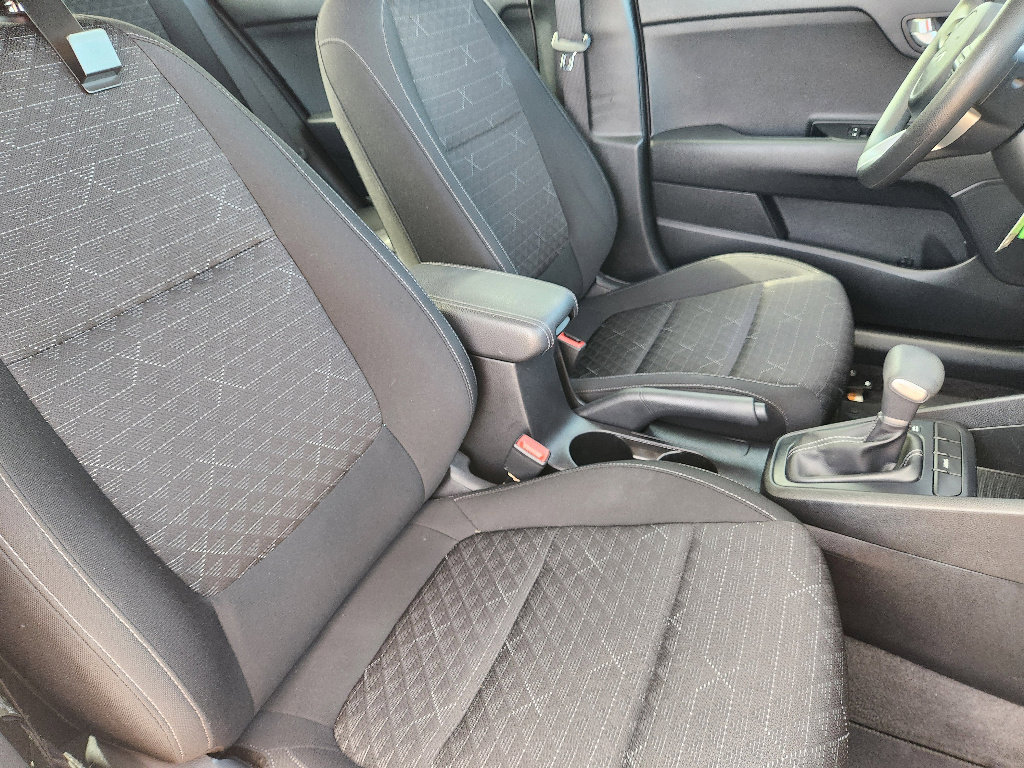 Used 2023 Kia Rio S image 21