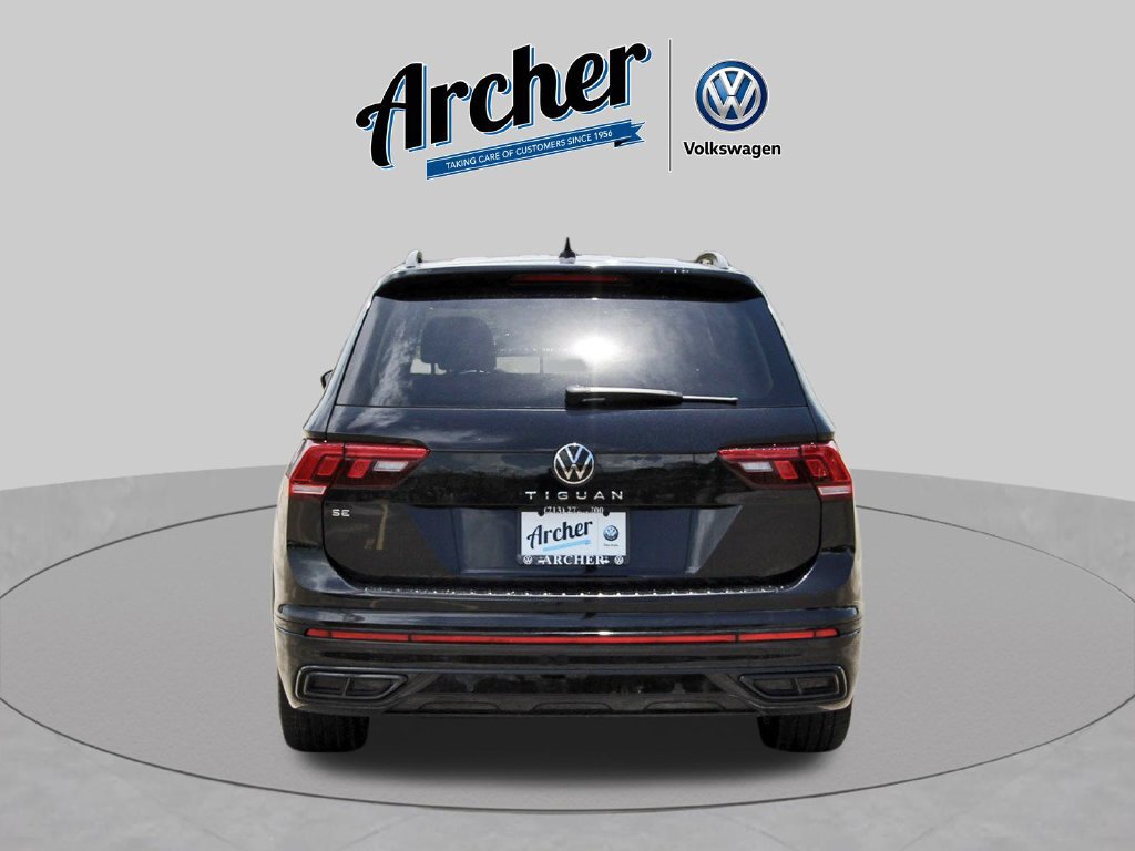 Used 2023 Volkswagen Tiguan SE R-Line FWD image 6