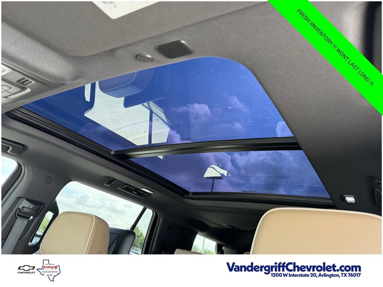 Used 2024 Chevrolet Tahoe Premier w/ Advanced Technology Package AWD/4WD image 20