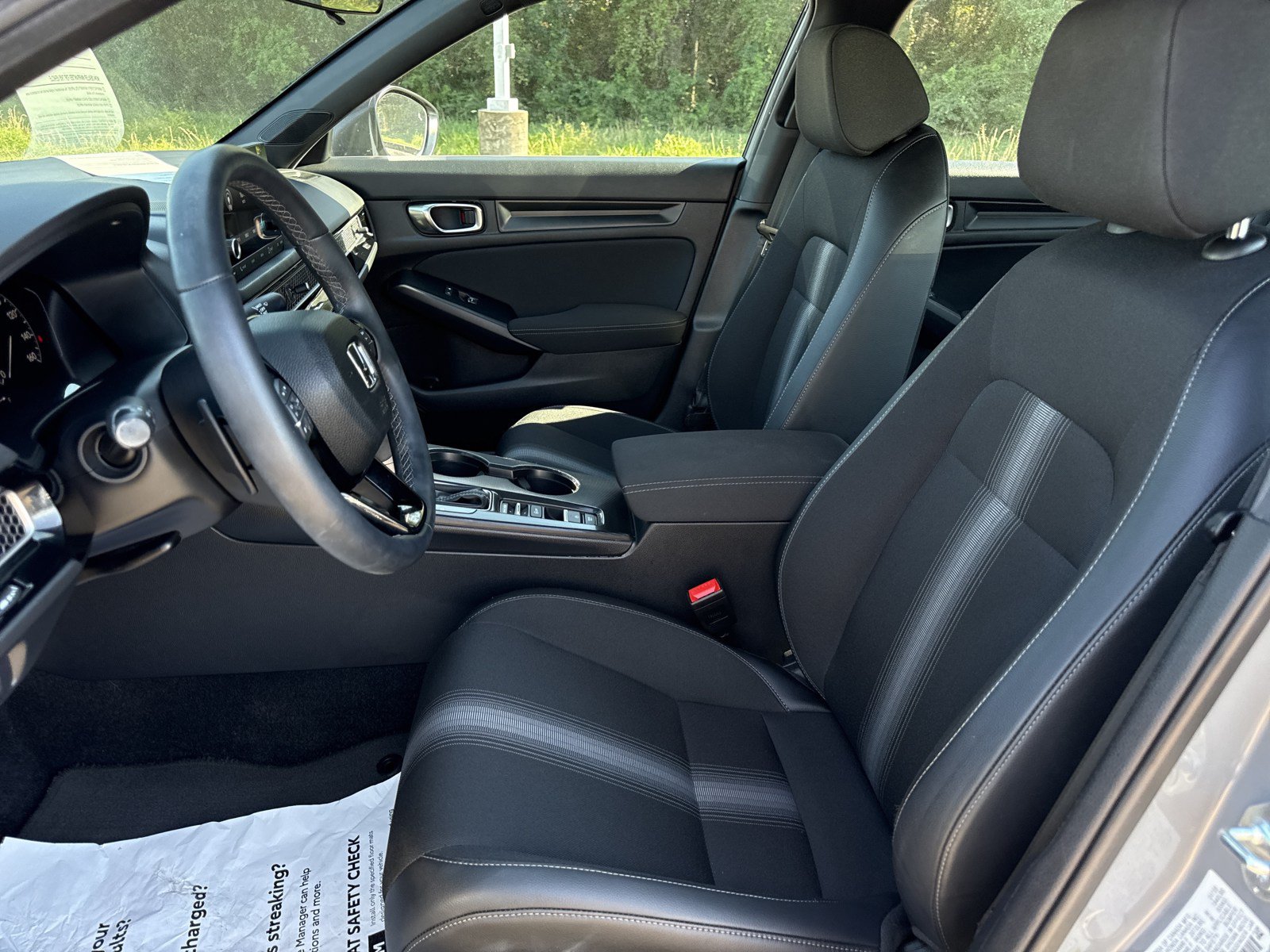 Used 2025 Honda Civic Sport image 11