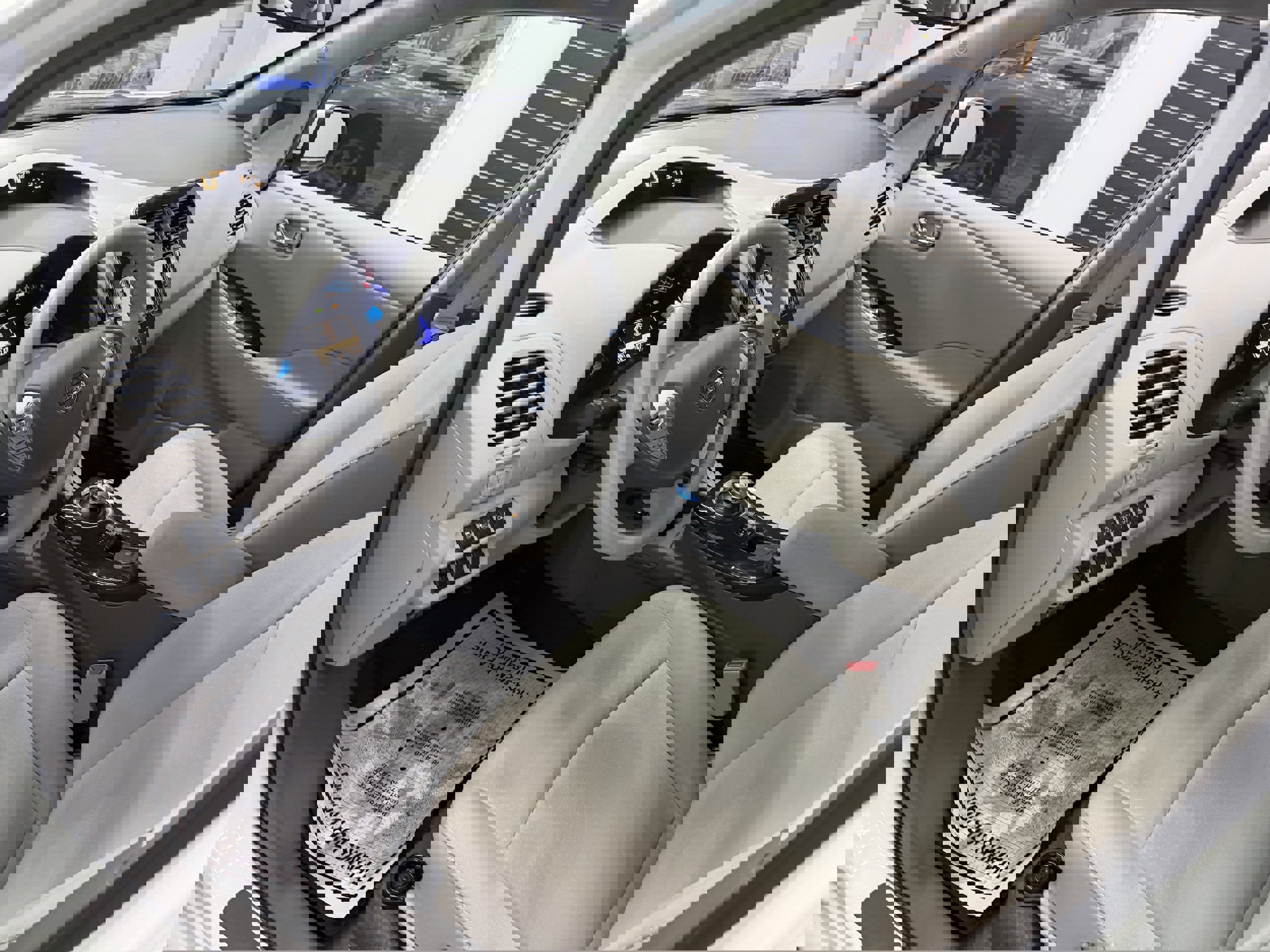 Used 2012 Nissan Leaf SL image 14