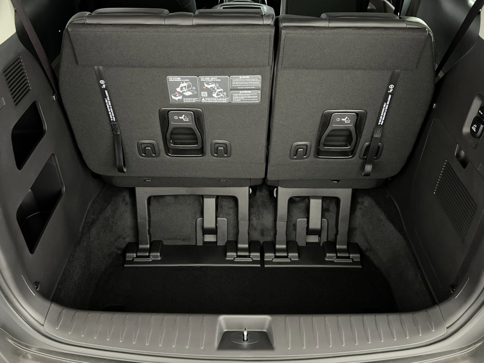 New 2026 Kia Carnival SX image 25