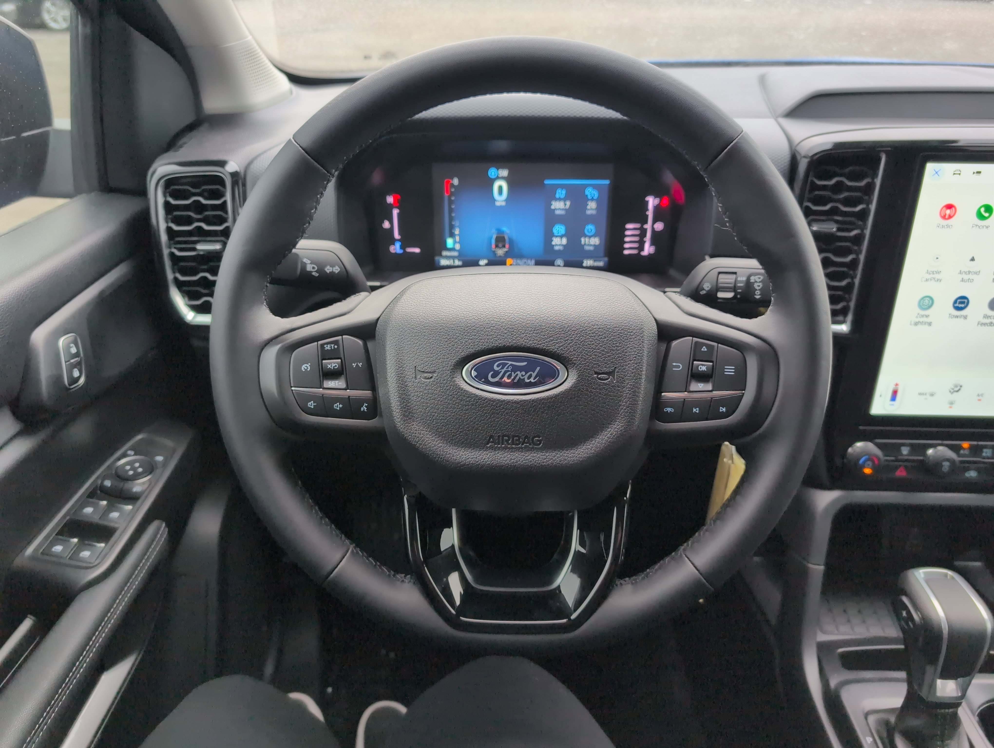 Used 2025 Ford Ranger XLT w/ Trailer Tow Package image 16