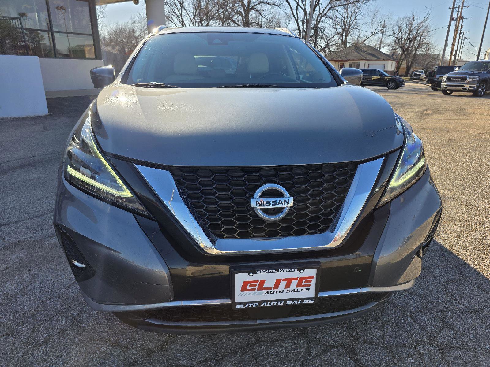 Used 2022 Nissan Murano Platinum w/ Cargo Package AWD/4WD image 2