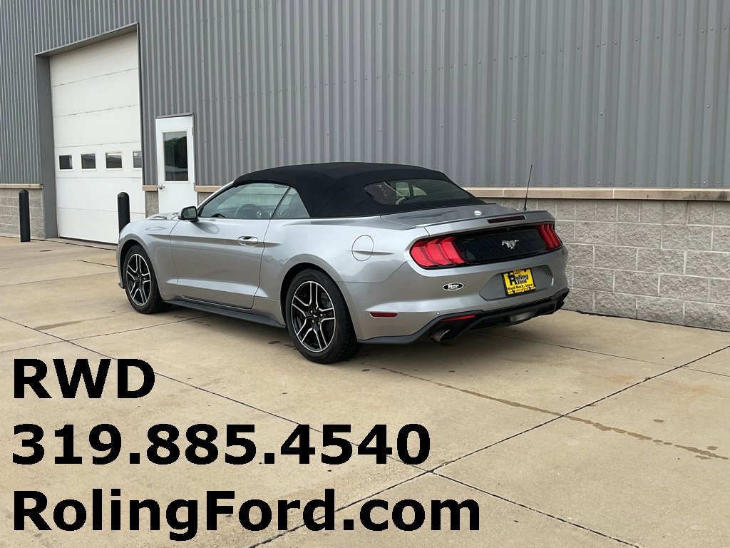 Used 2022 Ford Mustang Premium image 3