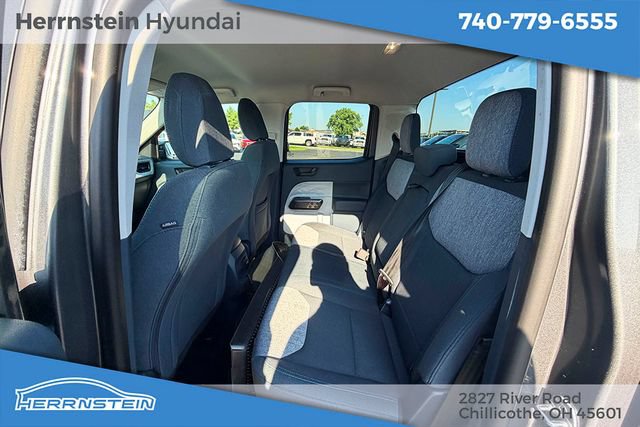 Used 2025 Ford Maverick XLT w/ XLT Luxury Package AWD/4WD image 21