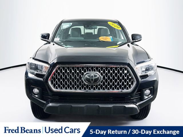 Used 2019 Toyota Tacoma TRD Off-Road w/ Technology Package AWD/4WD image 2
