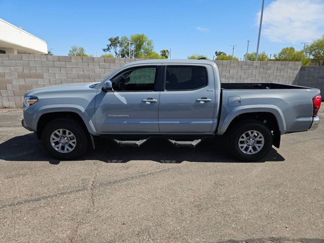 Used 2019 Toyota Tacoma SR5 AWD/4WD image 8