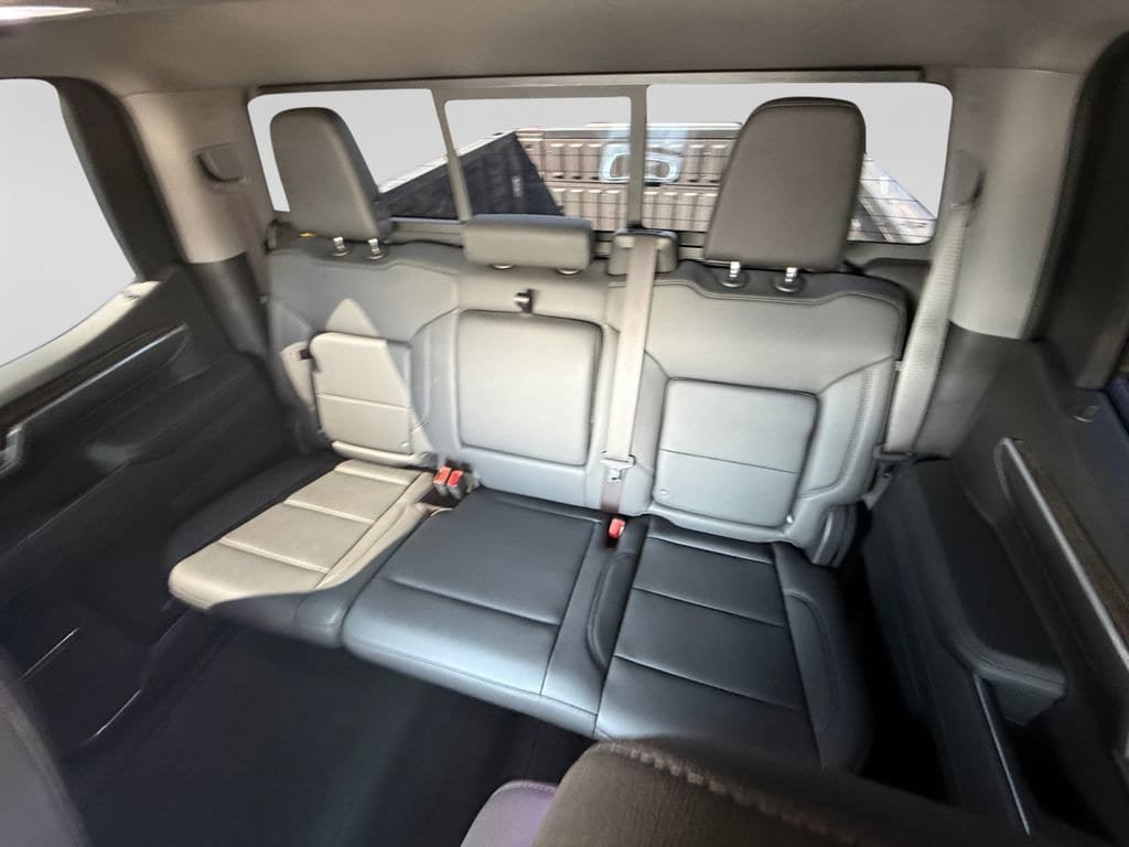 Used 2023 GMC Sierra 1500 Elevation w/ Elevation Premium Package AWD/4WD image 14