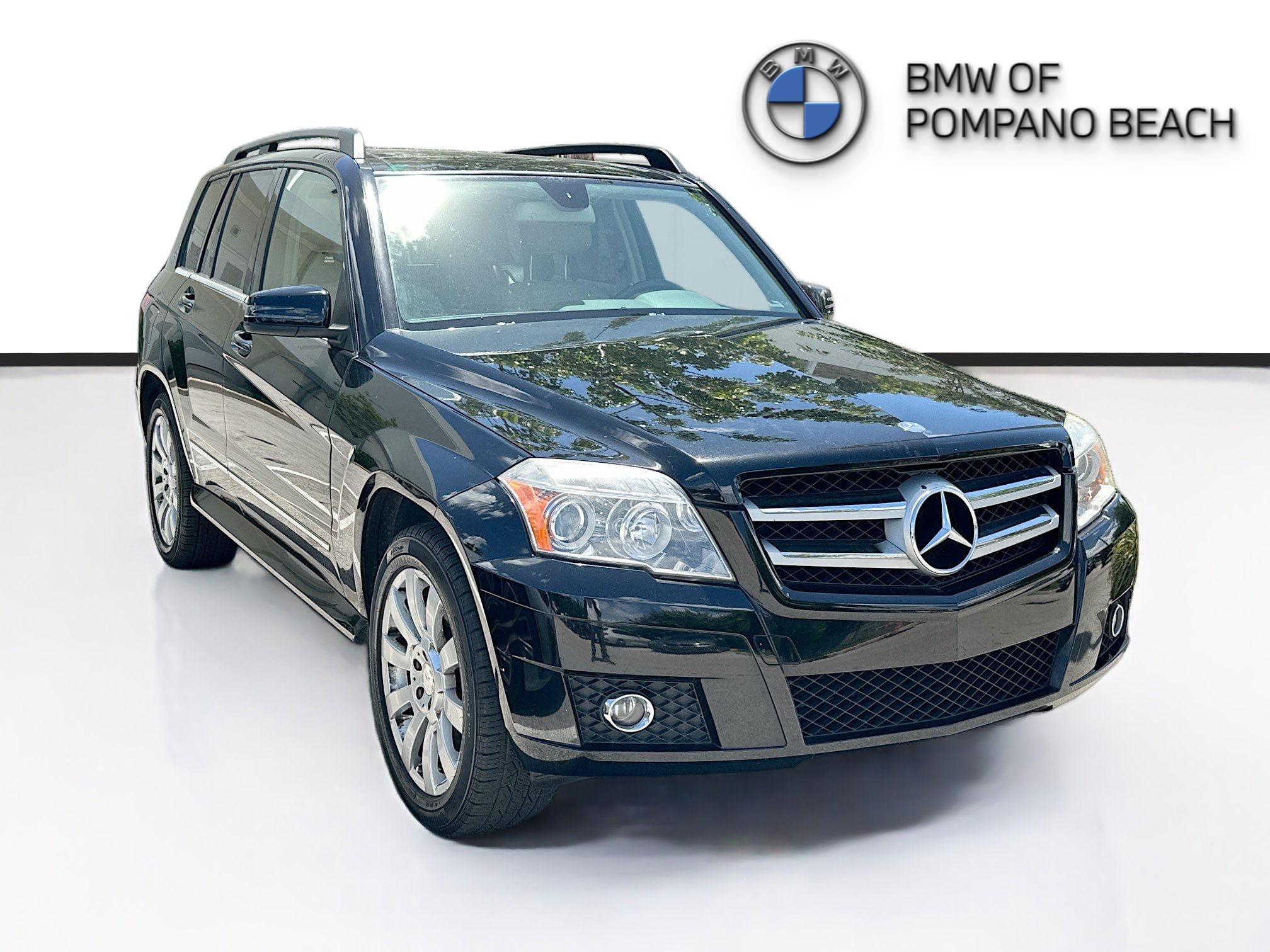 Used 2010 Mercedes-Benz GLK 350 2WD image 1