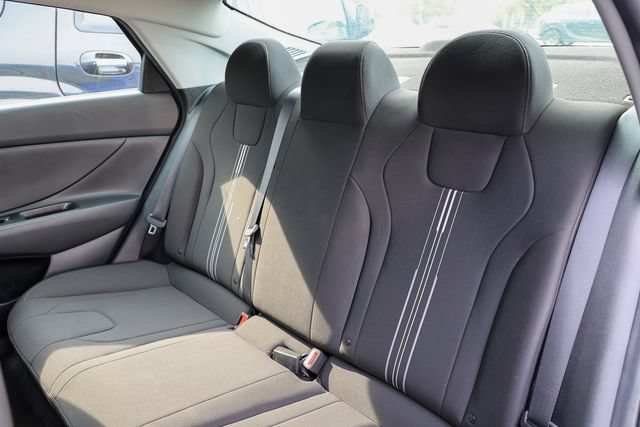 Used 2023 Hyundai Elantra SEL FWD image 24