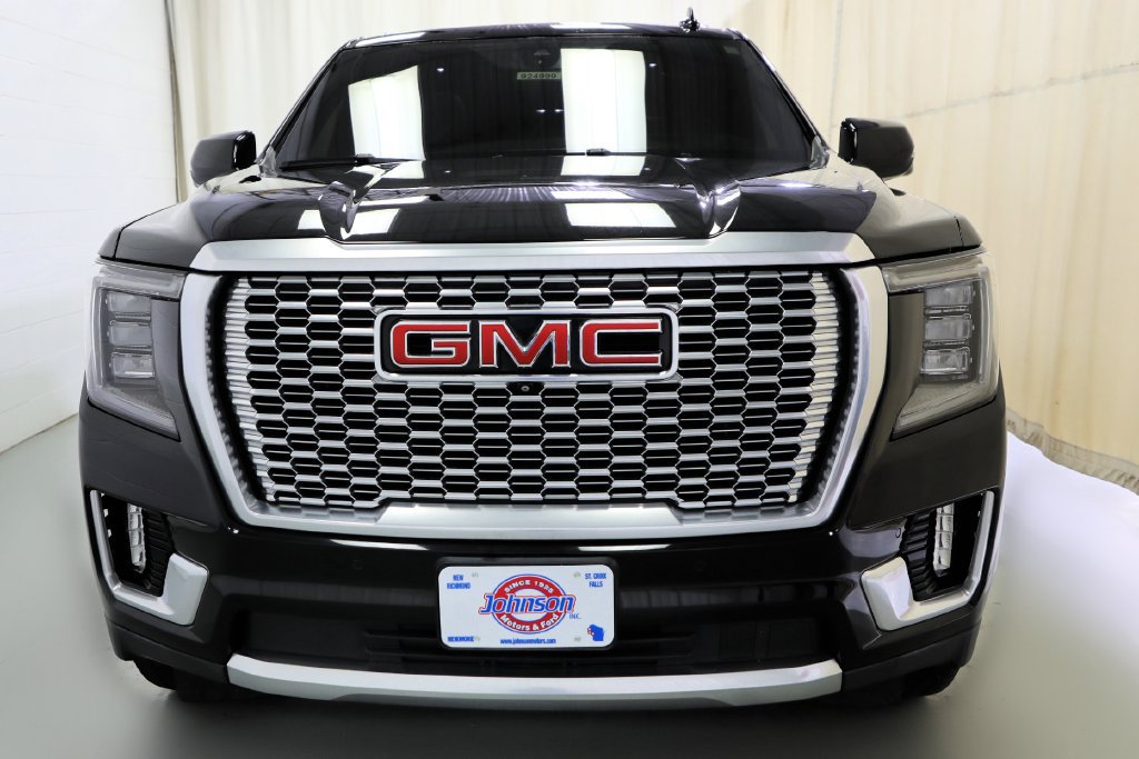 Used 2022 GMC Yukon XL Denali w/ Denali Premium Package AWD/4WD image 20