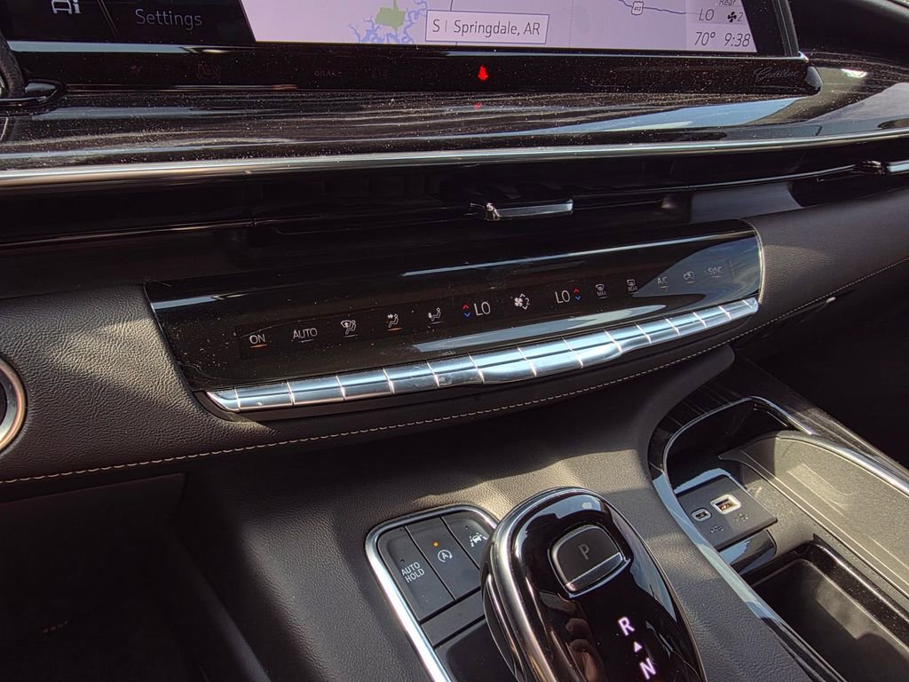 Used 2022 Cadillac Escalade Sport w/ Touring Package AWD/4WD image 19