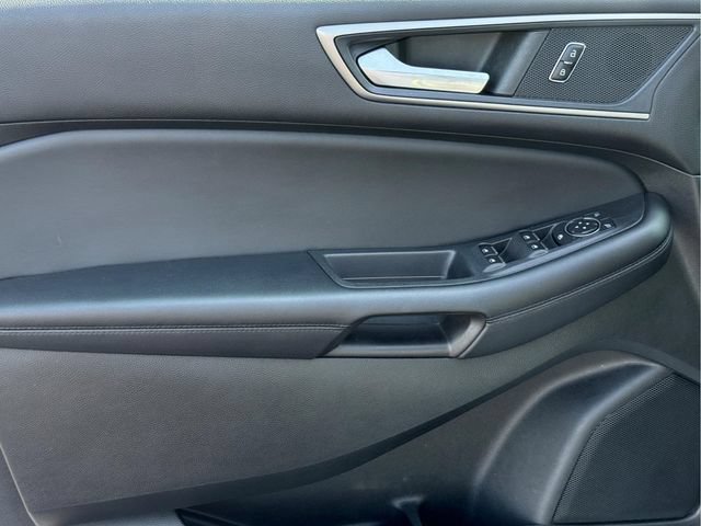 Used 2022 Ford Edge SEL AWD/4WD image 23