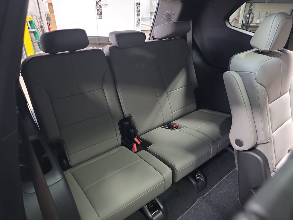 New 2026 GMC Acadia Elevation w/ Super Cruise Package image 12