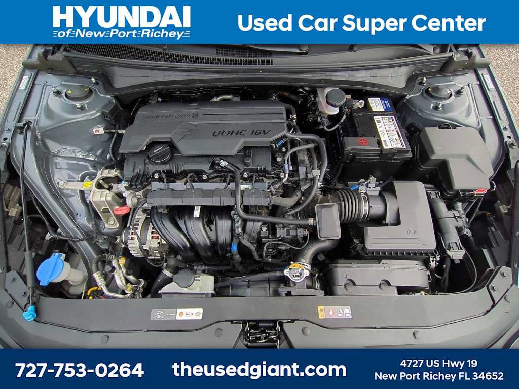 Certified 2023 Hyundai Elantra SE FWD image 12
