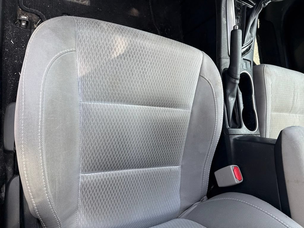 Used 2016 Toyota Corolla LE FWD image 9