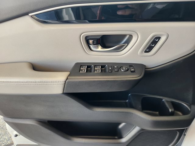 Used 2025 Honda Pilot Touring image 25