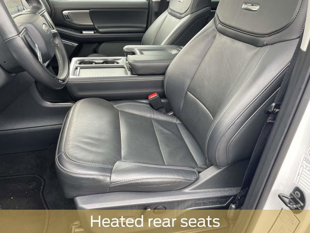 Used 2025 Ford Expedition Platinum image 14