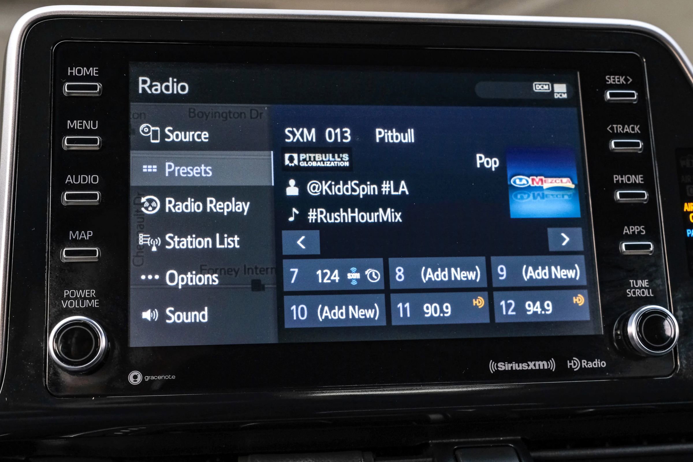 Used 2019 Toyota C-HR Limited image 27