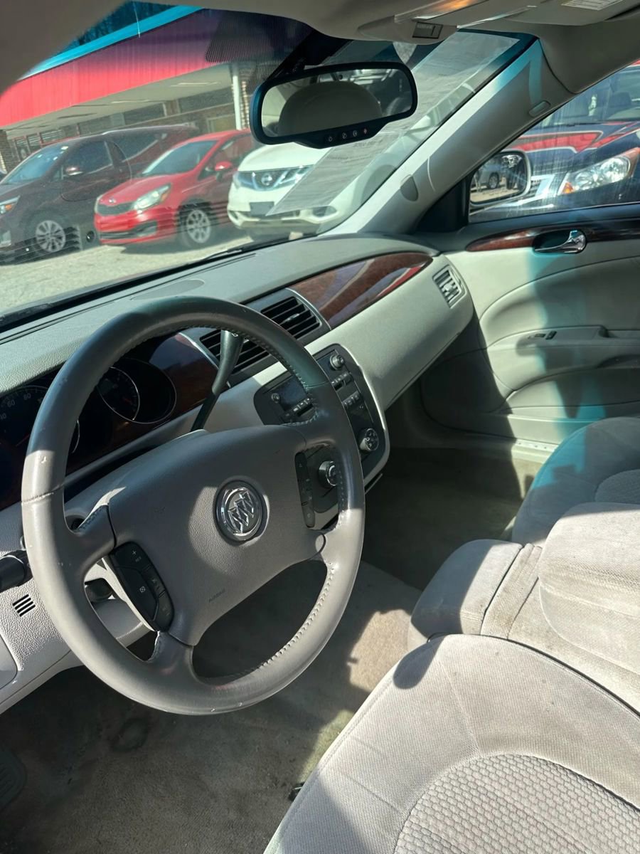 Used 2008 Buick Lucerne CX FWD image 6