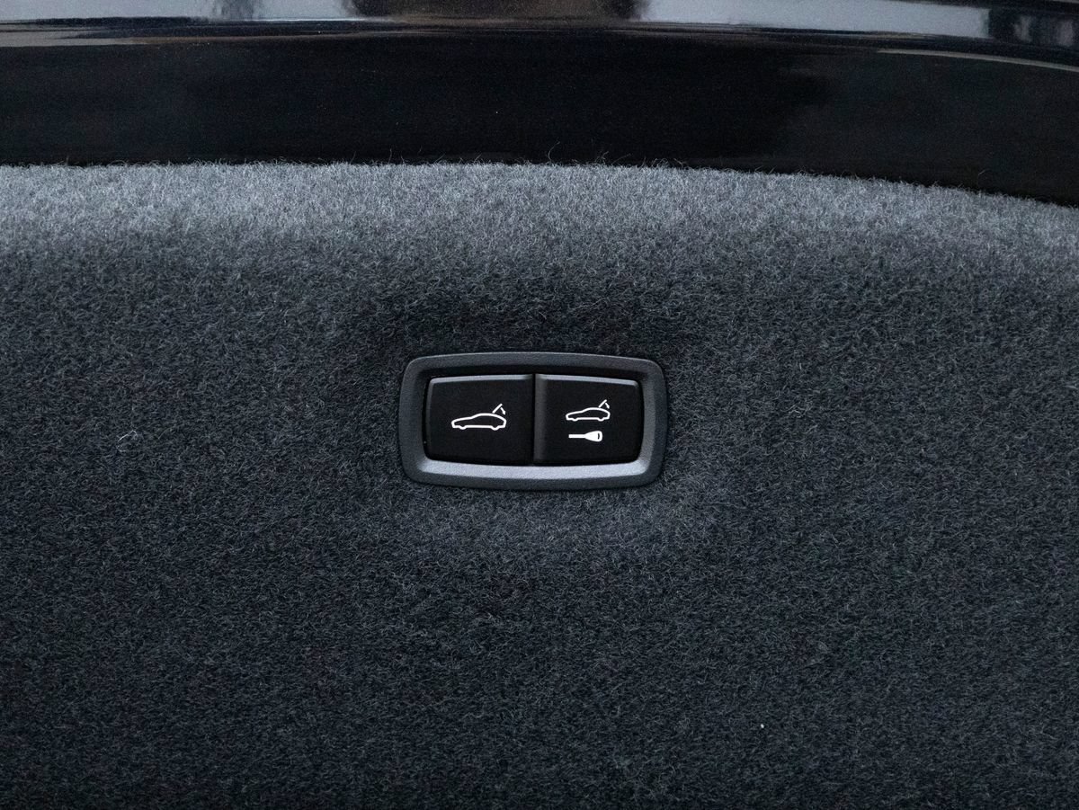 New 2026 Porsche Taycan 4S AWD/4WD image 47