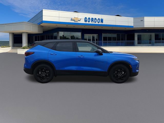 Used 2025 Chevrolet Blazer LT w/ Midnight/Sport Edition AWD/4WD image 7