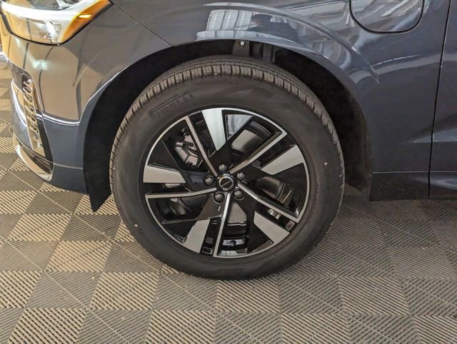 New 2026 Volvo XC60 T8 Core image 17