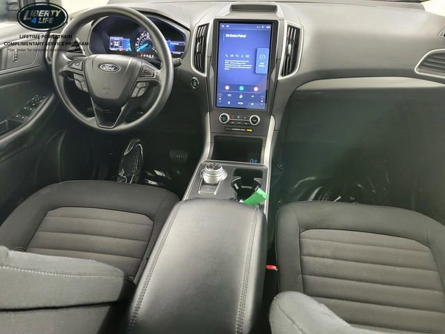 Used 2024 Ford Edge SE w/ Black Appearance Package image 35