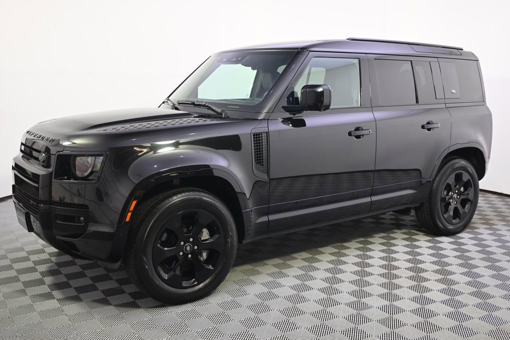 Used 2022 Land Rover Defender 110 X-Dynamic SE AWD/4WD image 2