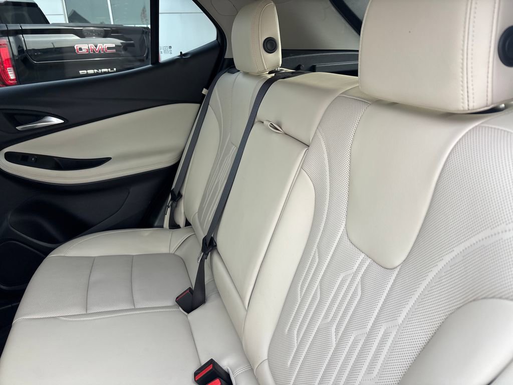 Used 2024 Buick Encore GX Avenir w/ Avenir Convenience Package image 31