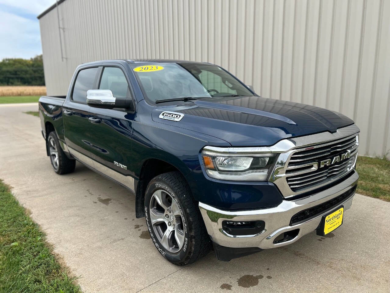Used 2023 RAM 1500 Laramie image 1