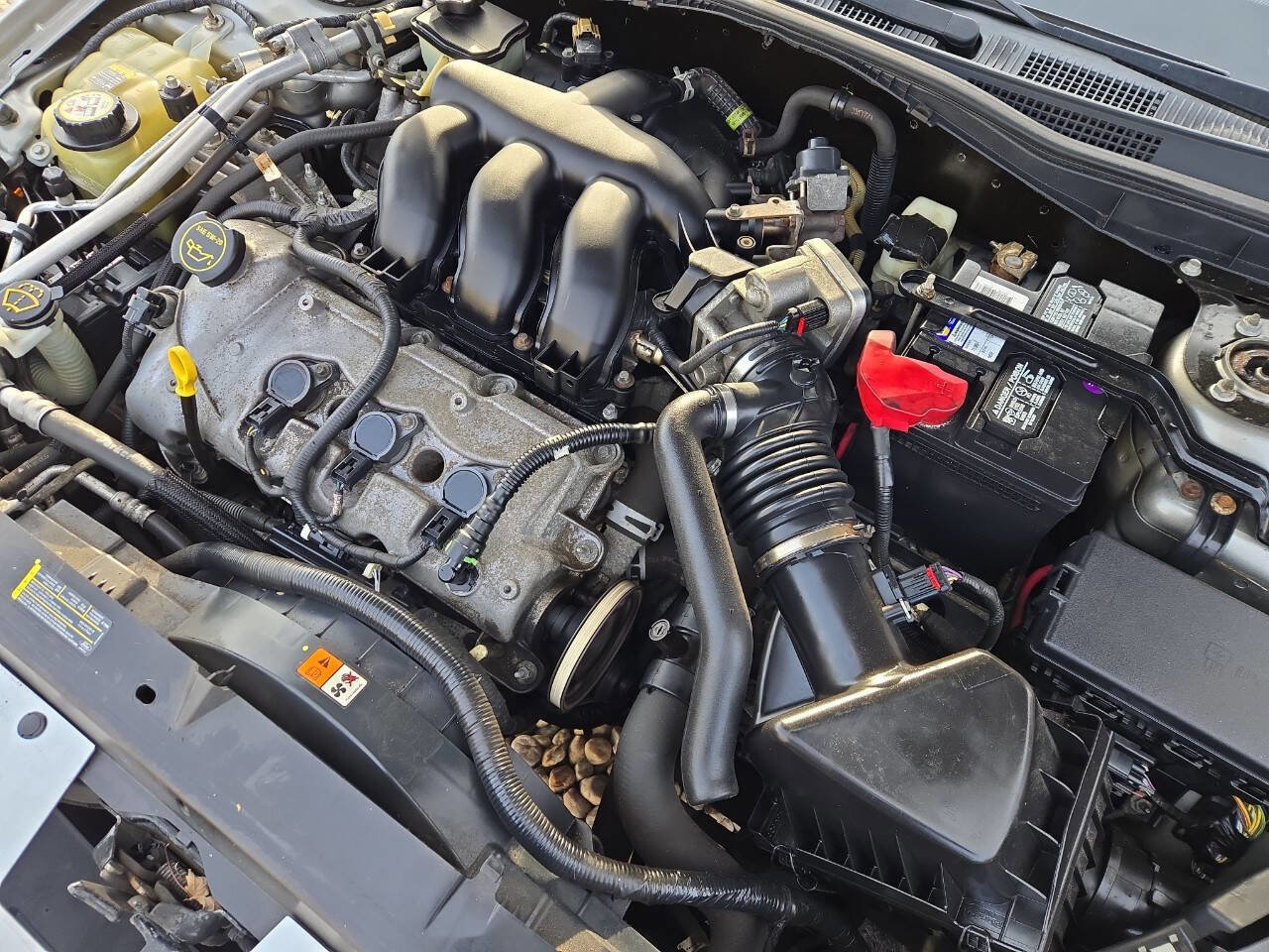 Used 2009 Mercury Milan Premier image 10