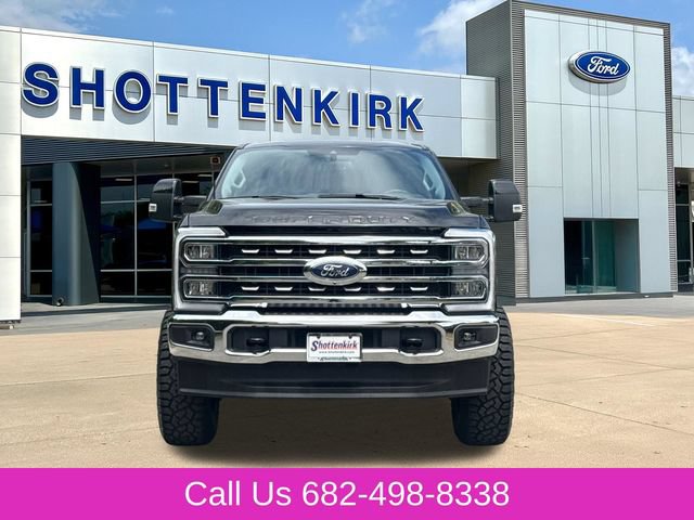 Used 2024 Ford F250 Lariat AWD/4WD image 2
