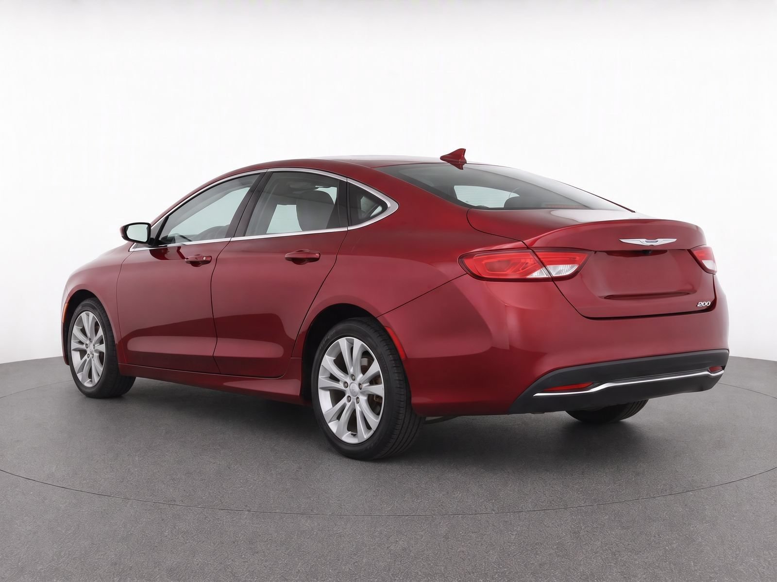 Used 2015 Chrysler 200 Limited w/ Convenience Group FWD image 4