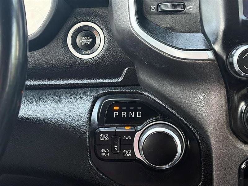 Used 2022 RAM 1500 Big Horn AWD/4WD image 30