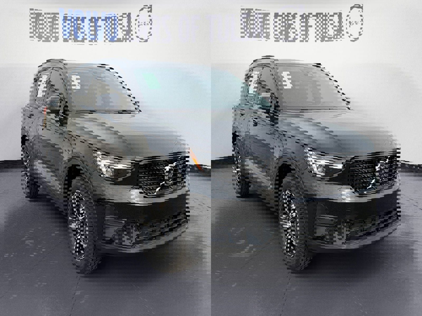 New 2026 Volvo XC40 B5 Core image 7