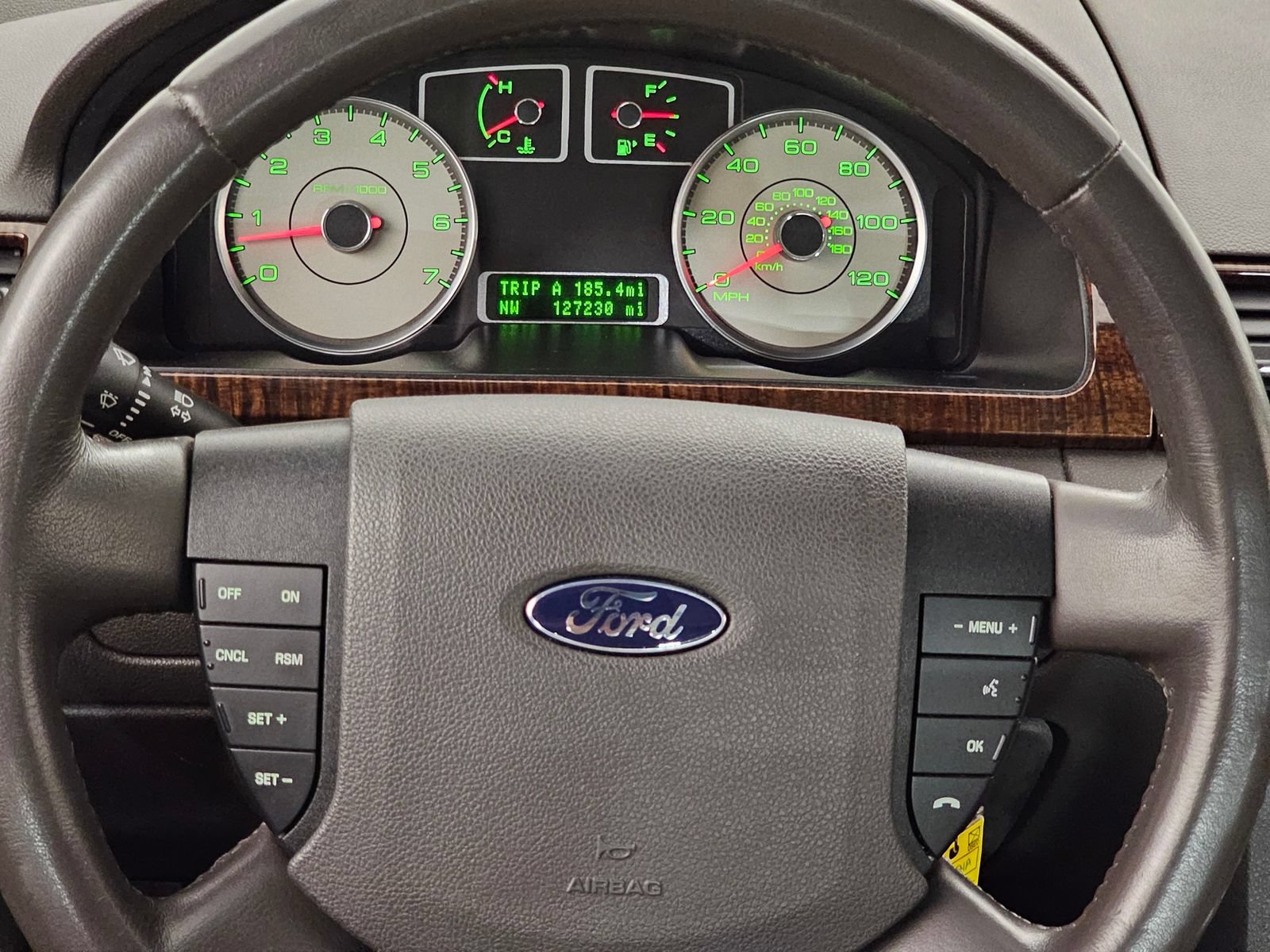 Used 2009 Ford Taurus Limited FWD image 10