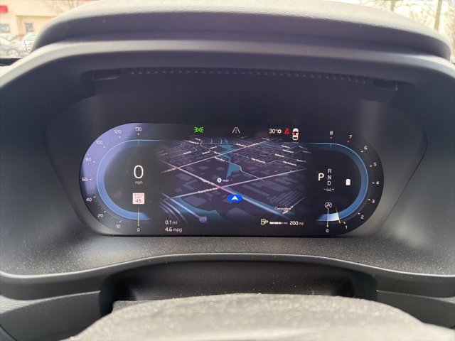 Used 2023 Volvo XC40 B5 Core w/ Convenience Package image 8