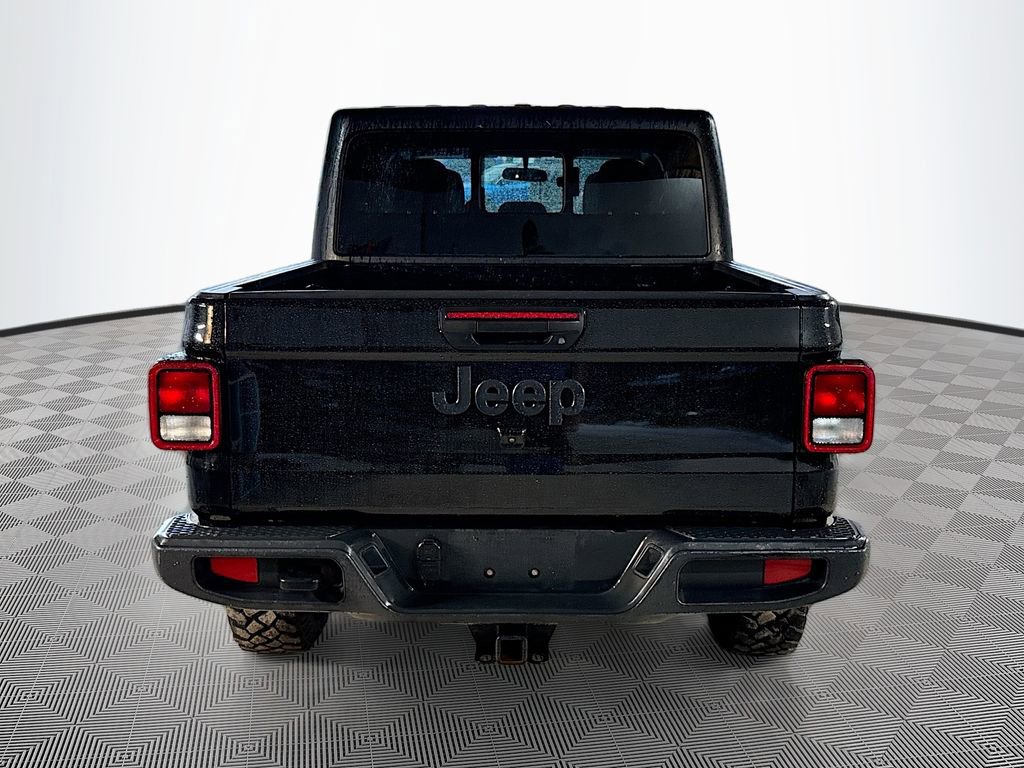 Used 2022 Jeep Gladiator Sport image 7