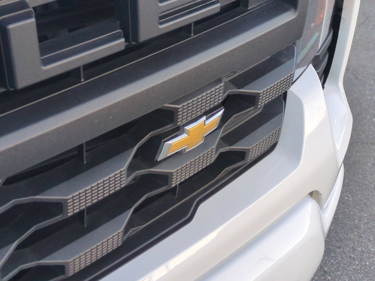 Used 2023 Chevrolet Silverado 1500 Custom AWD/4WD image 29