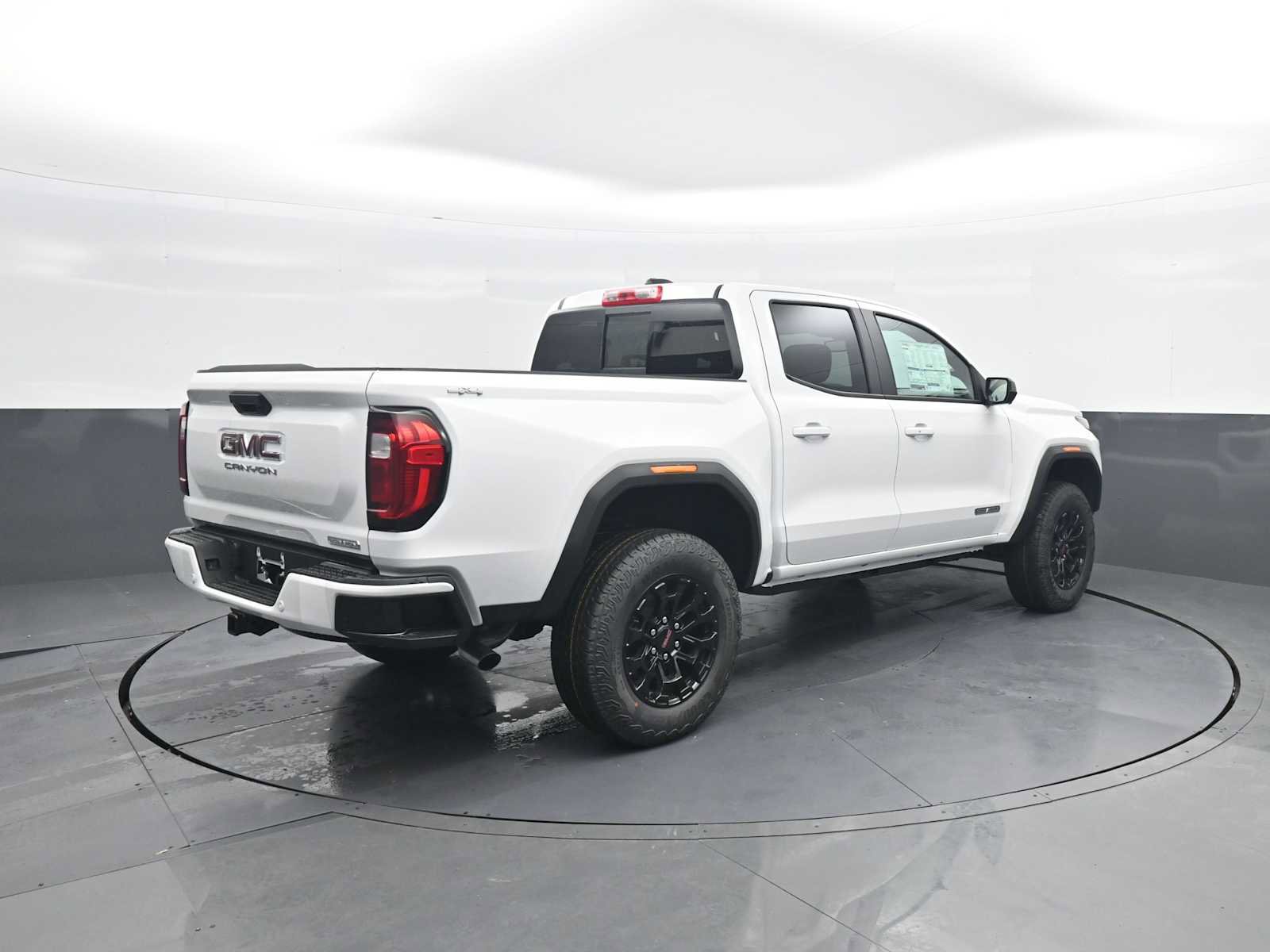 New 2026 GMC Canyon Elevation w/ Convenience Package image 8